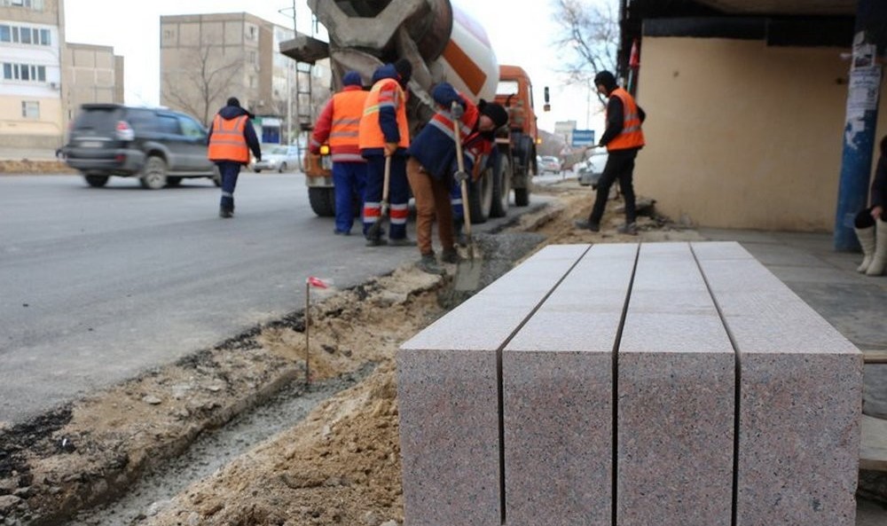 монтаж гранитного бордюра